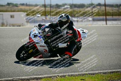 media/Apr-13-2025-TrackXperience (Sun) [[fb1ef998a6]]/Level 2 (Intermediate)/Turn 8 (Session 3)/